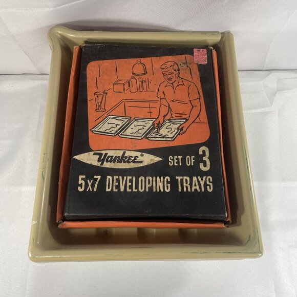 Yankee Paterson 9 Lot Vintage Plastic Agitray Darkroom Developing Trays 5x7 10x8 - Picture 1 of 16